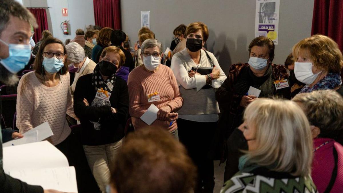 Hubo diferentes actividades dirigidas a mujeres. | SERVICIO ESPECIAL