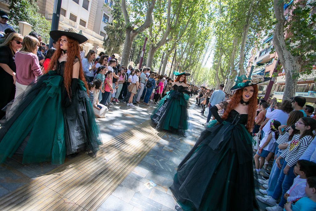 Entierro de la Sardina: ambiente en las calles de Murcia y desfiles de la mañana