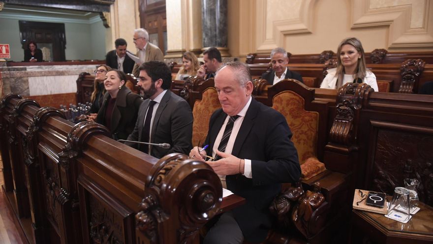 Miguel Lorenzo recupera una obra teatral de 1918 en el pleno