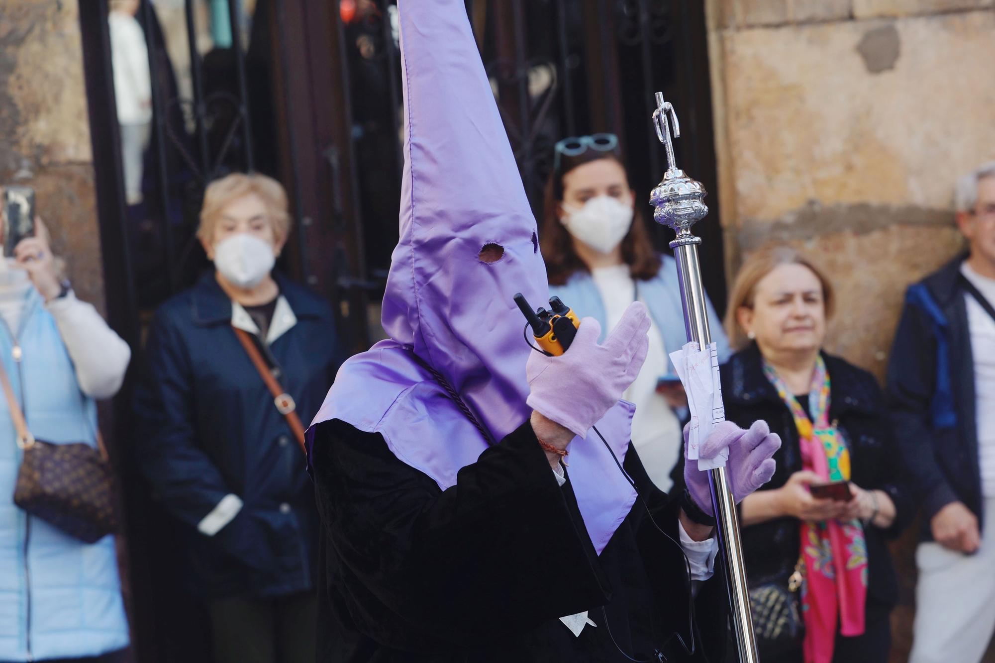 EN IMÁGENES: Así fue la procesión de la Soledad en la Semana Santa de Oviedo