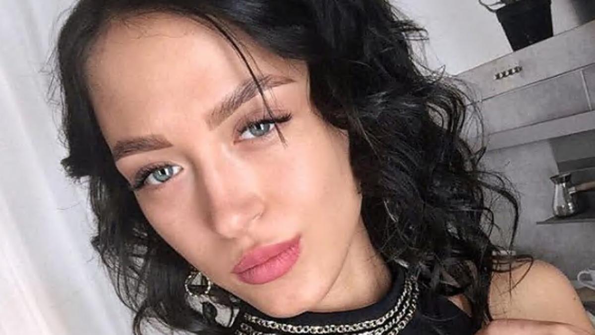 Mor lestrella porno Kristina Lisina al caure des dun 22è pis