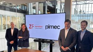 Pere Navarro, president executiu del CZFB, i Blanca Sorigué, directora general del CZFB, al costat dAntoni Cañete, president de Pimec, i Josep Soto, president de lÀrea dIndústria i Nova Economia de Pimec