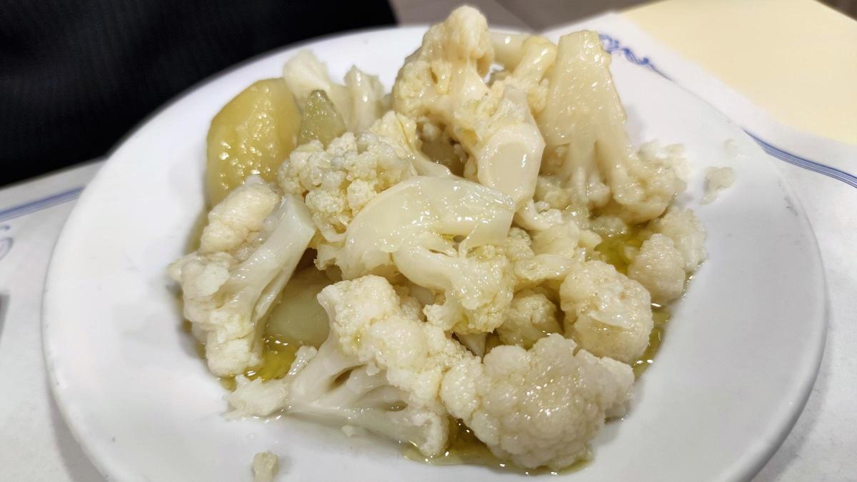 La coliflor con patata del restaurante Bar Celona.