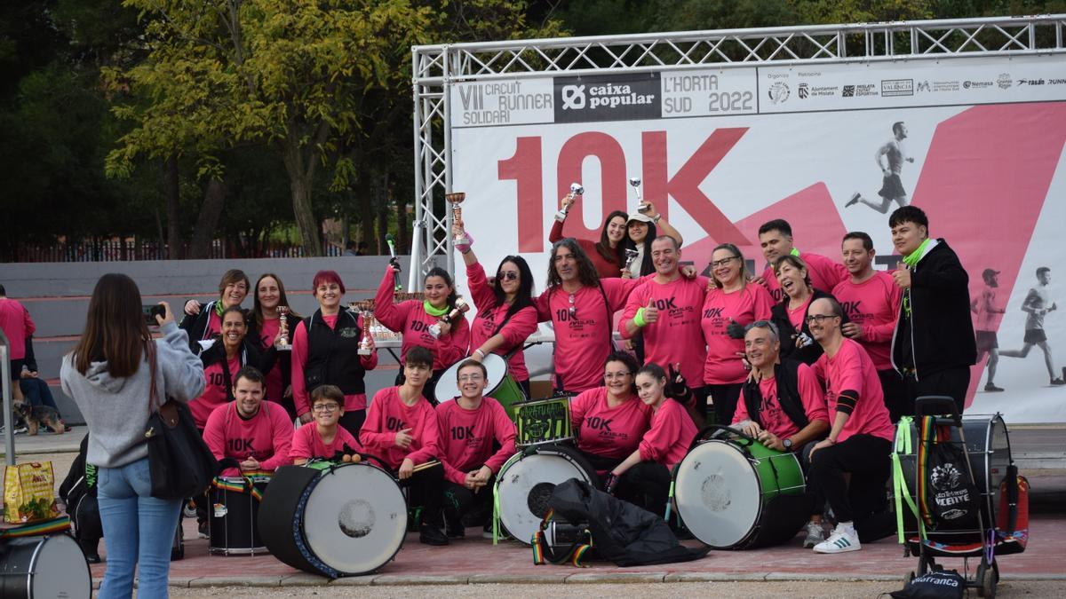 La batucada que amenizó la jornada deportiva en Mislata