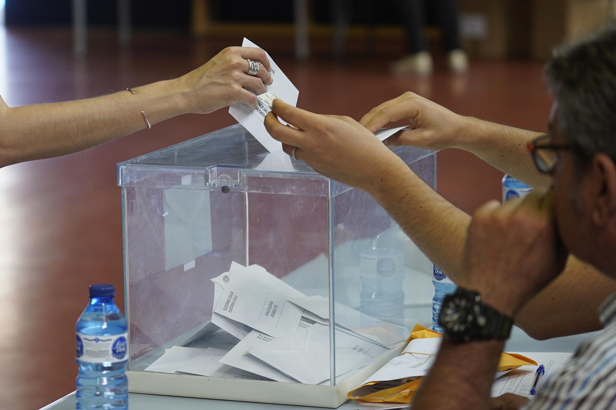 Jornada d'eleccions municipals a Girona