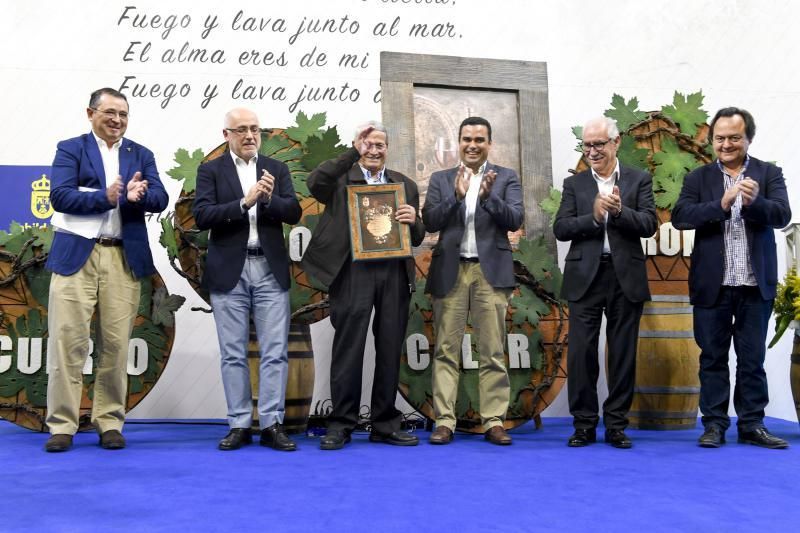 GRAN CANARIA  14-05-2018   LAS PALMAS DE GRAN CANARIA. Descorche de la primera botella de vino de esta temporada. FOTOS: JUAN CASTRO  | 14/05/2018 | Fotógrafo: Juan Carlos Castro