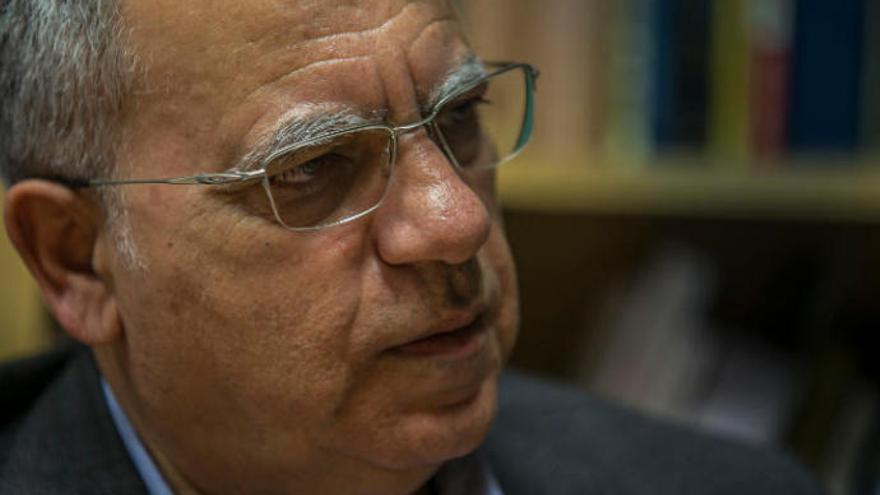 Casimiro Curbelo: &quot;Podemos nos puede gustar más o menos, pero es la única opción&quot;