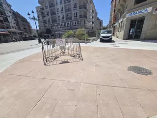 Preocupación por los destrozos en el piso de la calle Conde Vallellano