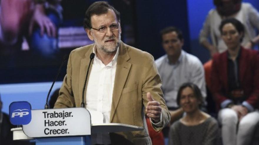 Rajoy: &quot;A nosotros se nos llama para arreglar lo difícil&quot;