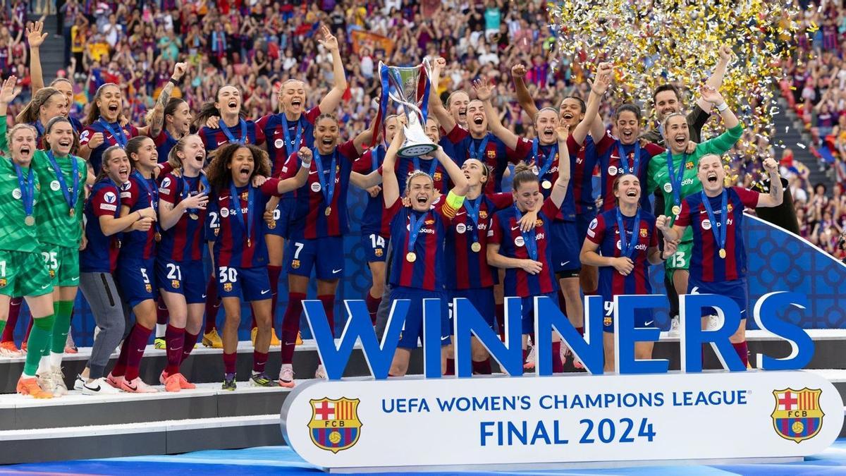 Las jugadoras del Barça levantan su tercera Champions League al cielo de Bilbao