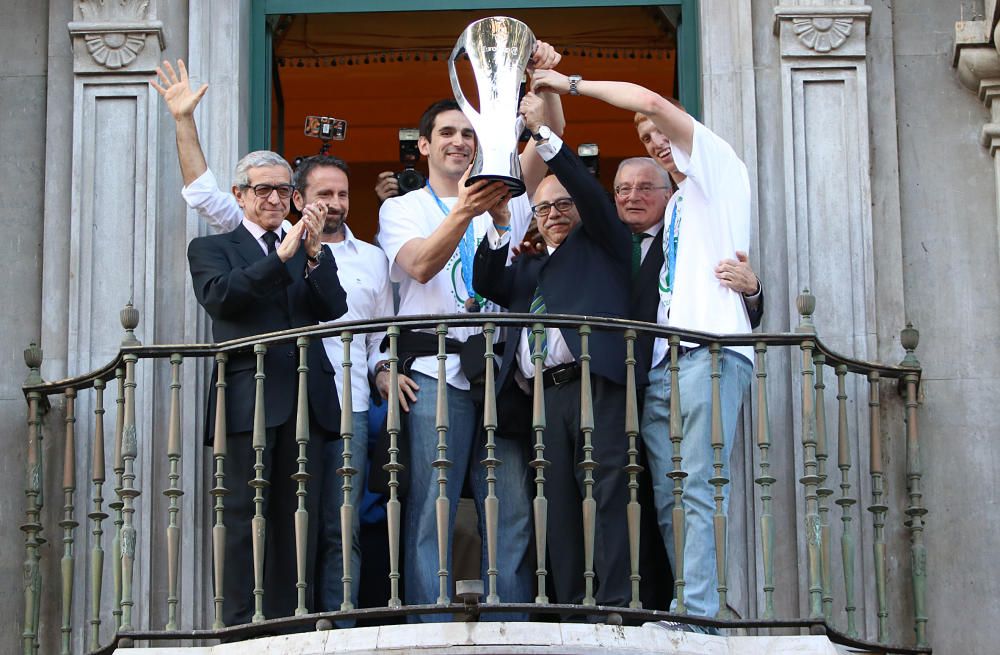 Málaga se lanza la calle para celebrar la EuroCup