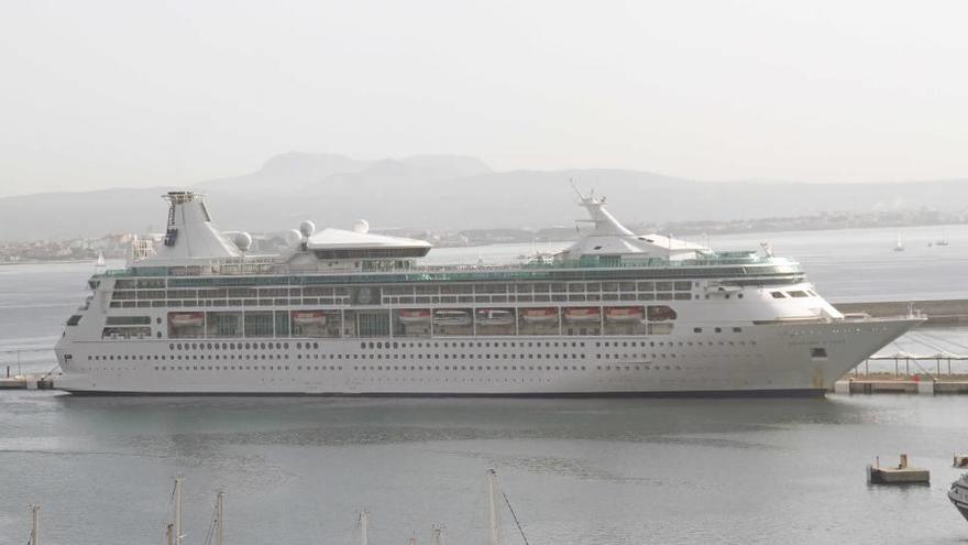 Escala del &#039;Rhapsody of the Seas&#039;