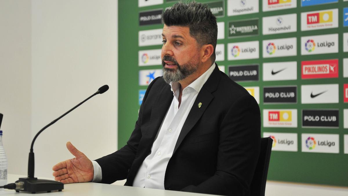 Christian Bragarnik, en la sala de prensa del estadio Martínez Valero