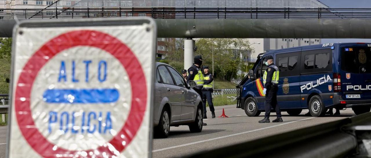 Cerco a las carreteras con León, Galicia y Cantabria para evitar contagios importados