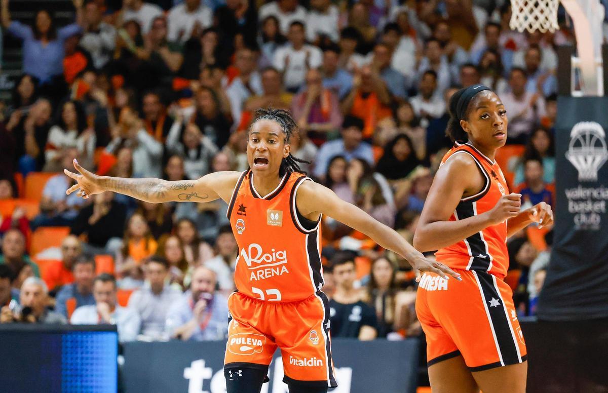 Yvonne Turner y Mavunga, protagonistas en la victoria taronja ante el Zaragoza