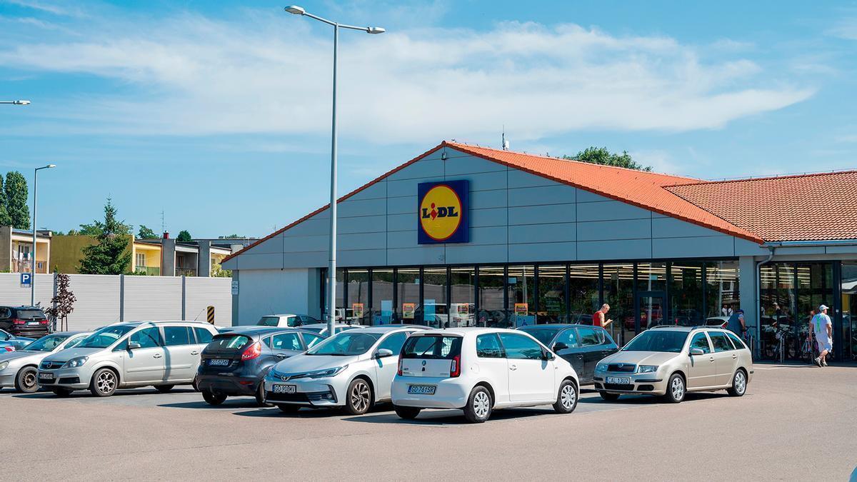 Colas kilométricas desde mañana en Lidl para conseguir los recipientes para especias que están reventando Instagram: renueva tu cocina por menos de 4 euros