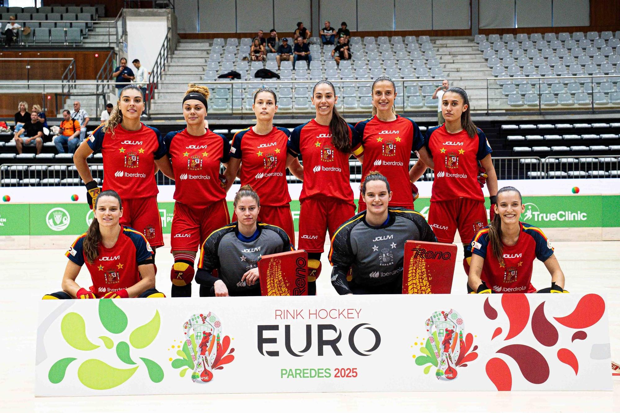 Alya Sanchez naked image 2