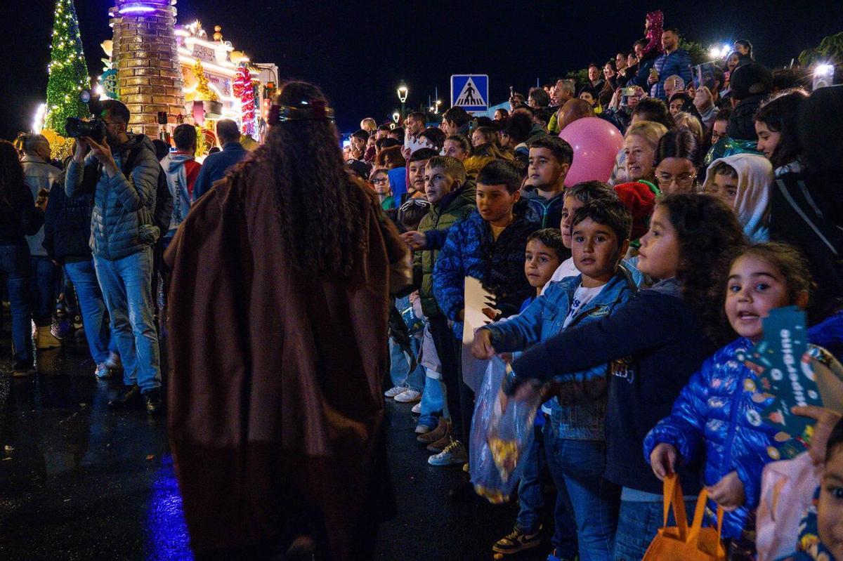 Así fue la Cabalgata de Reyes en Arrecife 2026