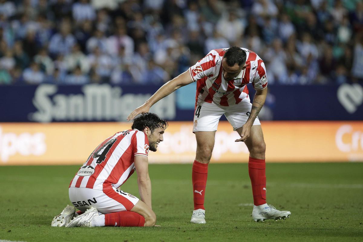 Imágenes del encuentro entre el Málaga y el Sporting