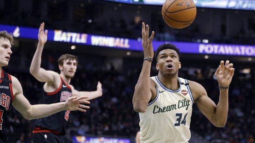 Antetokounmpo sigue haciendo historia en la NBA