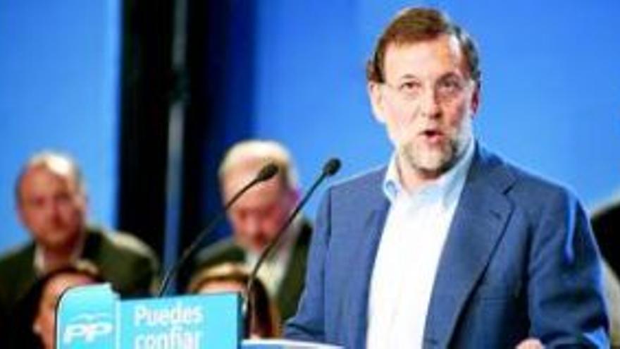 Rajoy vuelve a pedir elecciones para frenar el &quot;circo&quot; del PSOE