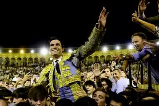Luces y sombras en la Feria de San Miguel: de la Puerta del Príncipe de Pablo Aguado a la decepción de Morante de la Puebla