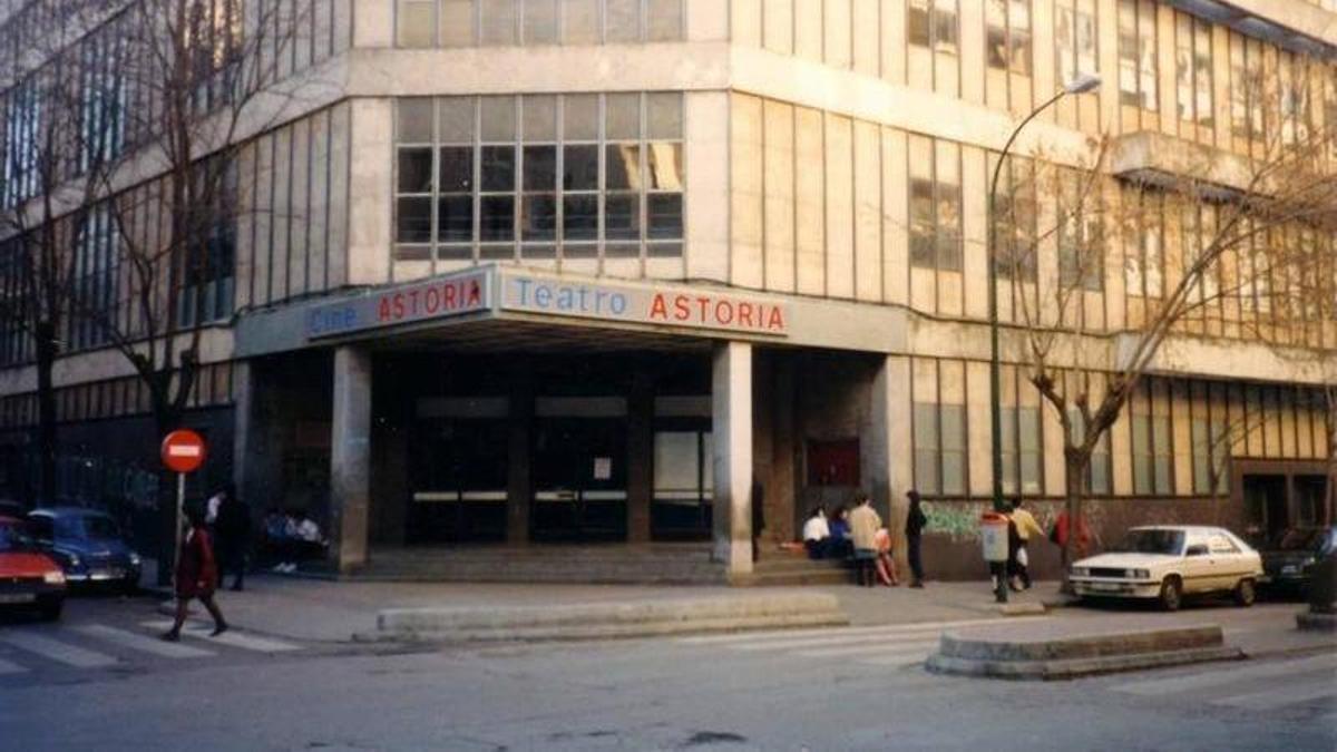'Cine Astoria' en Cáceres en el pasado.