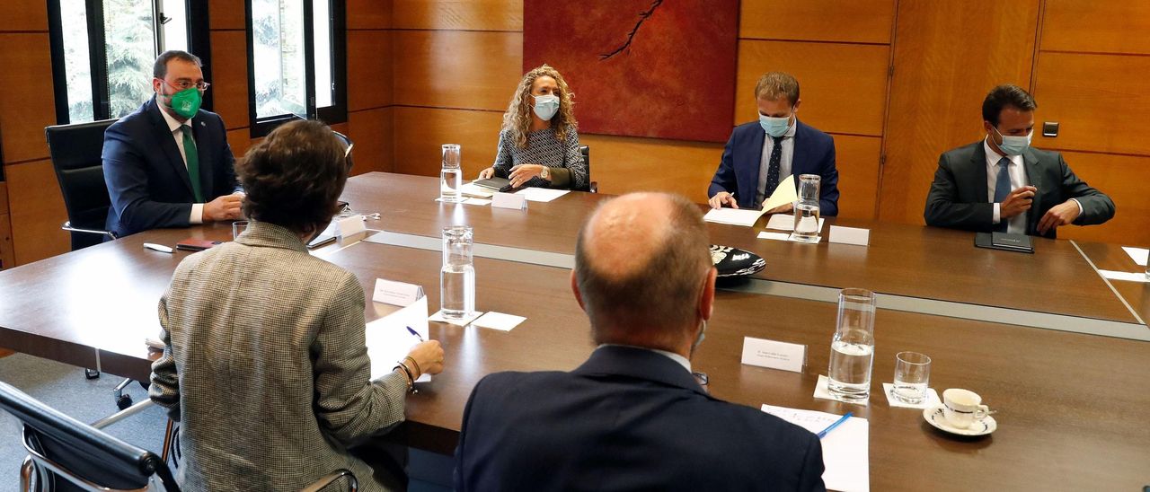 La reunión del Gobierno para la reforma del Estatuto con el PP