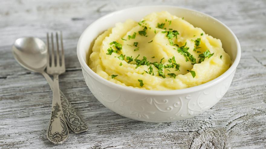 Un rico puré de patatas es el acompañamiento perfecto para carnes y pescados