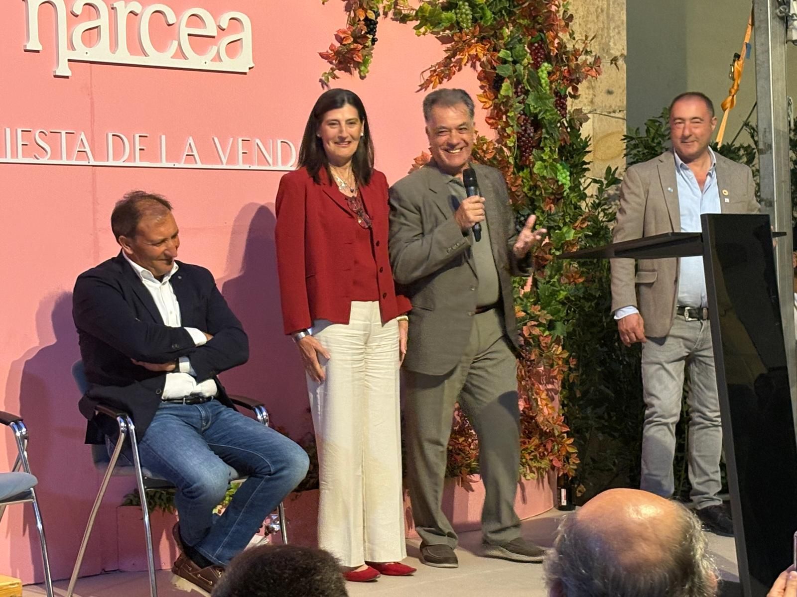 Cangas del Narcea ya vibra con la Fiesta de la Vendimia