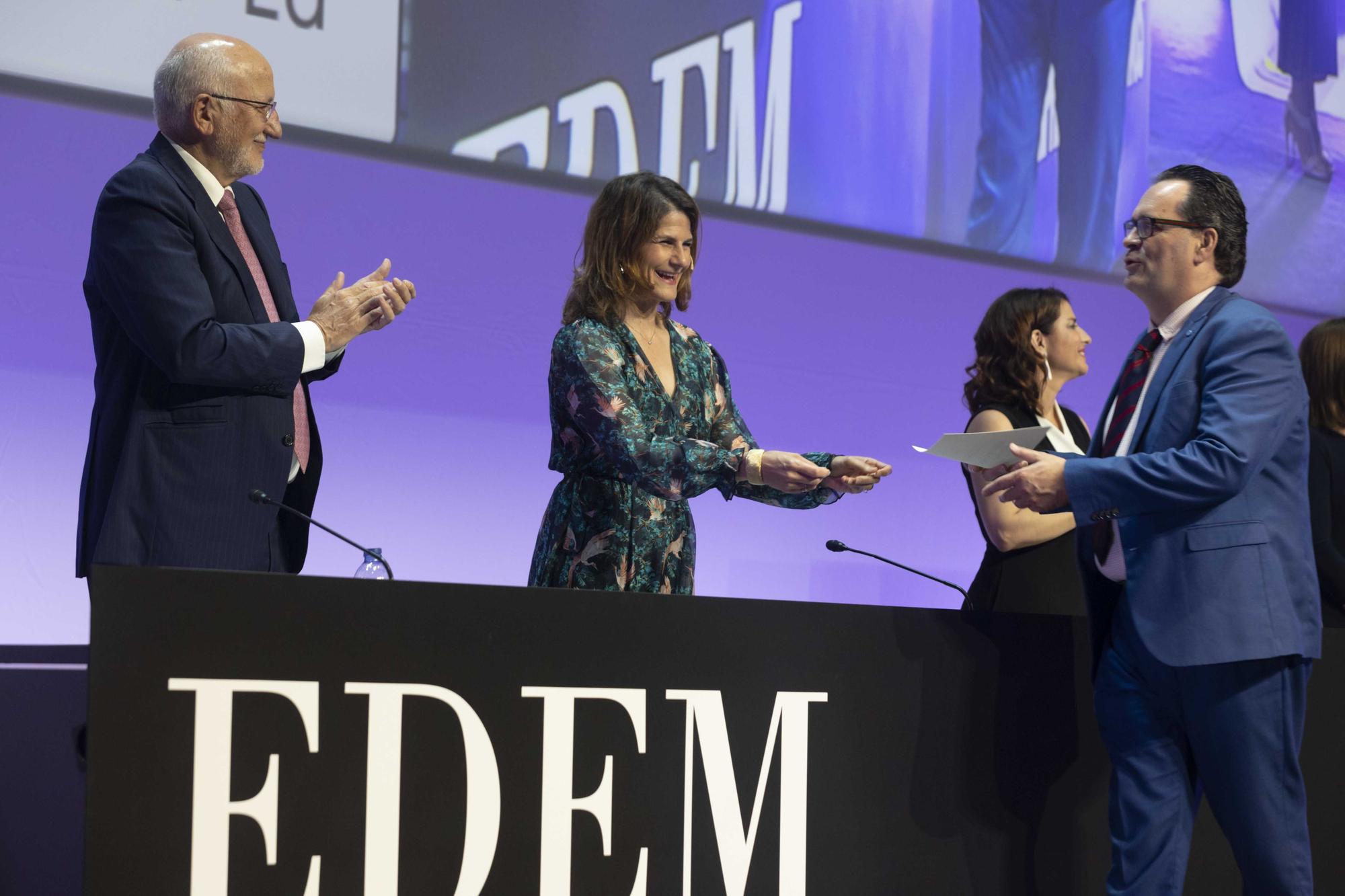 Graduación alumnos EDEM Escuela de Empresarios 2022 en València