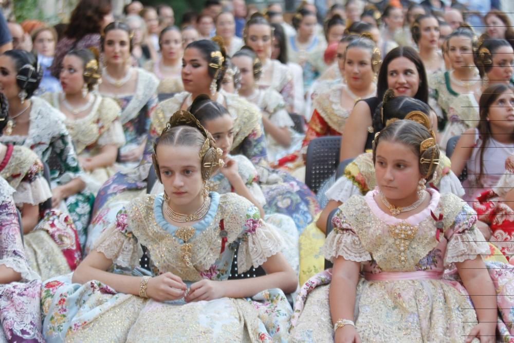 Entrega de los certificados de tejido de seda valenciana