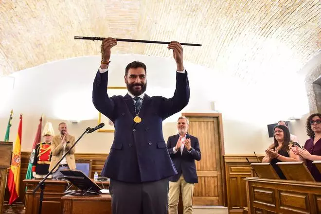 Fotogalería | Toma de posesión de David Dóniga como alcalde de Plasencia