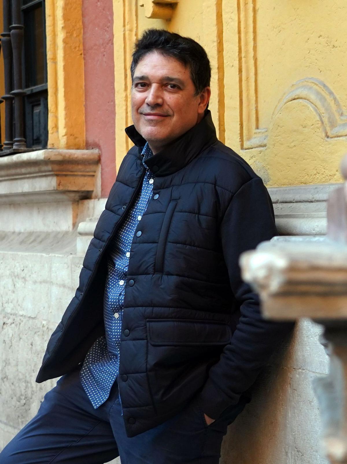 Diego Arroyo, en la plaza del Obispo. | ÁLEX ZEA