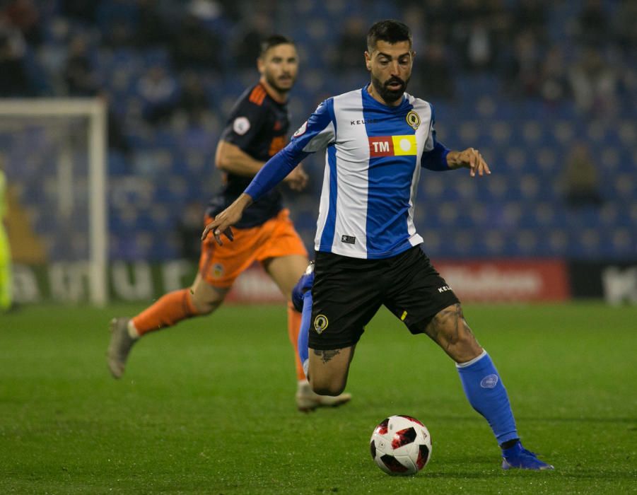 El Hércules remonta al Mestalla con goles de Pablo Íñiguez y Carlos Martínez