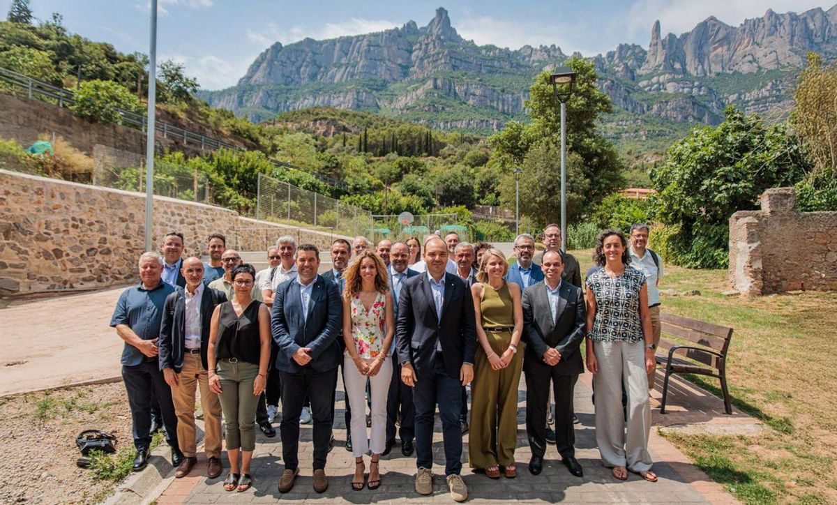 La Generalitat firma un acord per expandir la connectivitat La Generalitat firma un acord per expandir la connectivitat