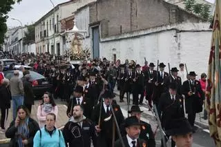 Pozoblanco regresa con la Virgen de Luna al santuario de La Jara