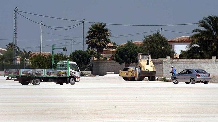 Vecinos se oponen a la apertura de un mercadillo