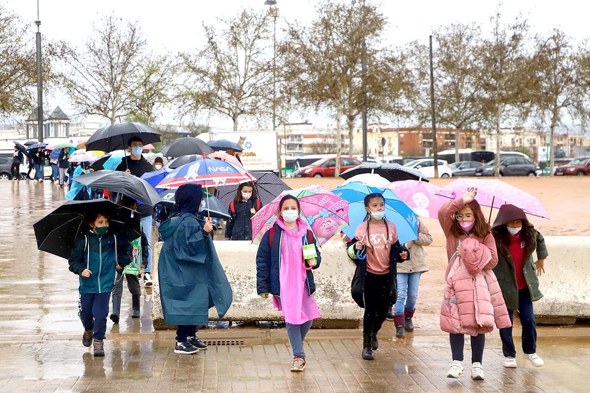 Córdoba CF - Tamaraceite: Las imágenes de la fiesta escolar en el Arcángel