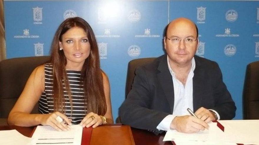 El Ayuntamiento y AJE firman un convenio para fomentar la cultura emprendedora