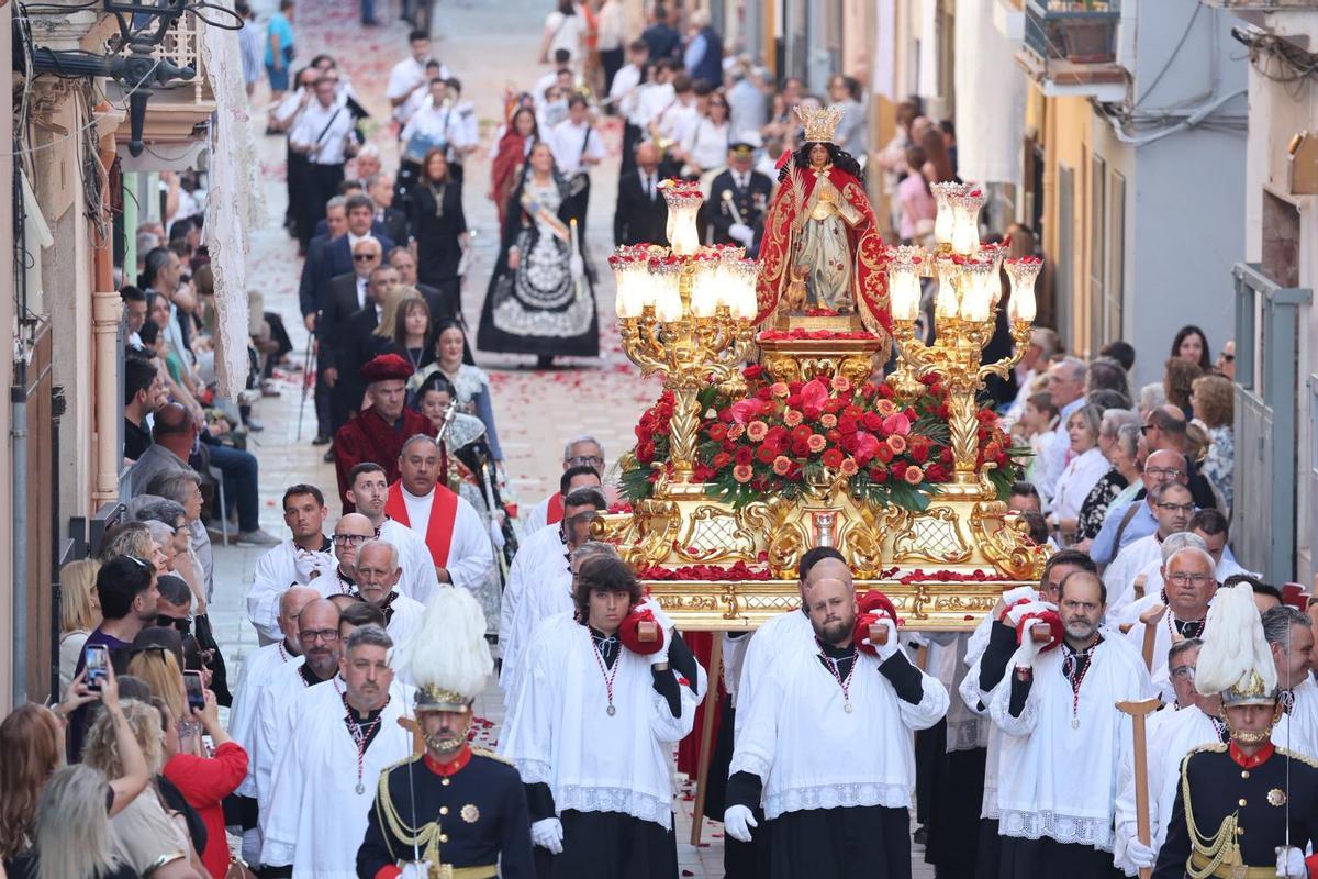 Almassora muestra su devoción a Santa Quitèria.