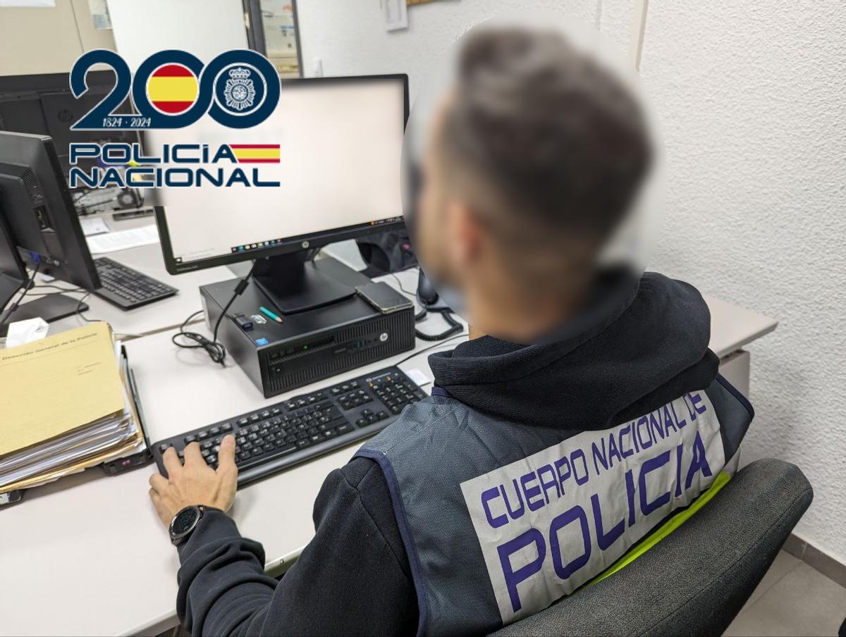 Un investigador de la Policía Nacional de Alicante.