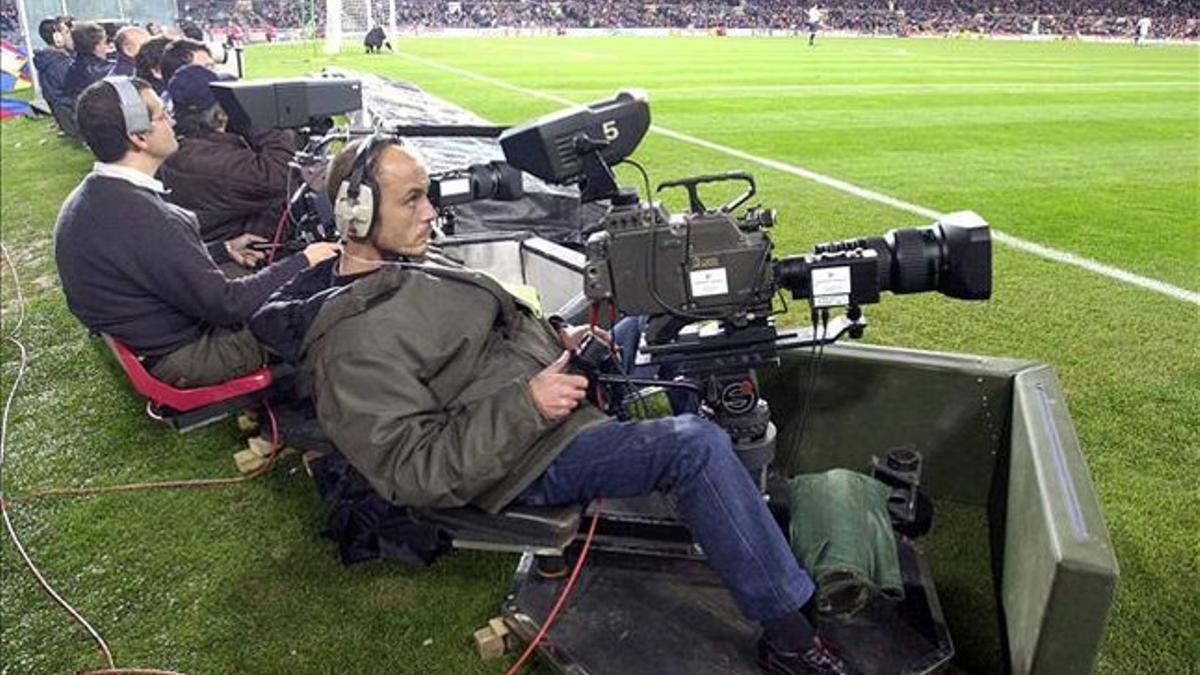 Partido de Liga entre el Barça y el Sevilla.