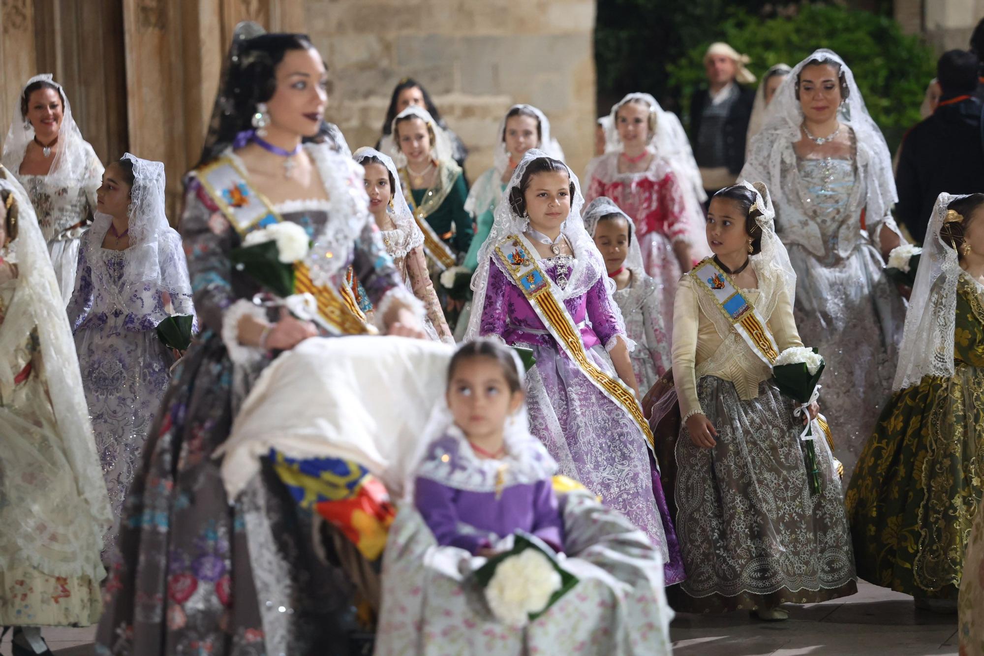 Búscate en el primer día de la Ofrenda en la calle San Vicente entre las 22 y las 23 horas