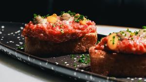 El steak tartar de Público.