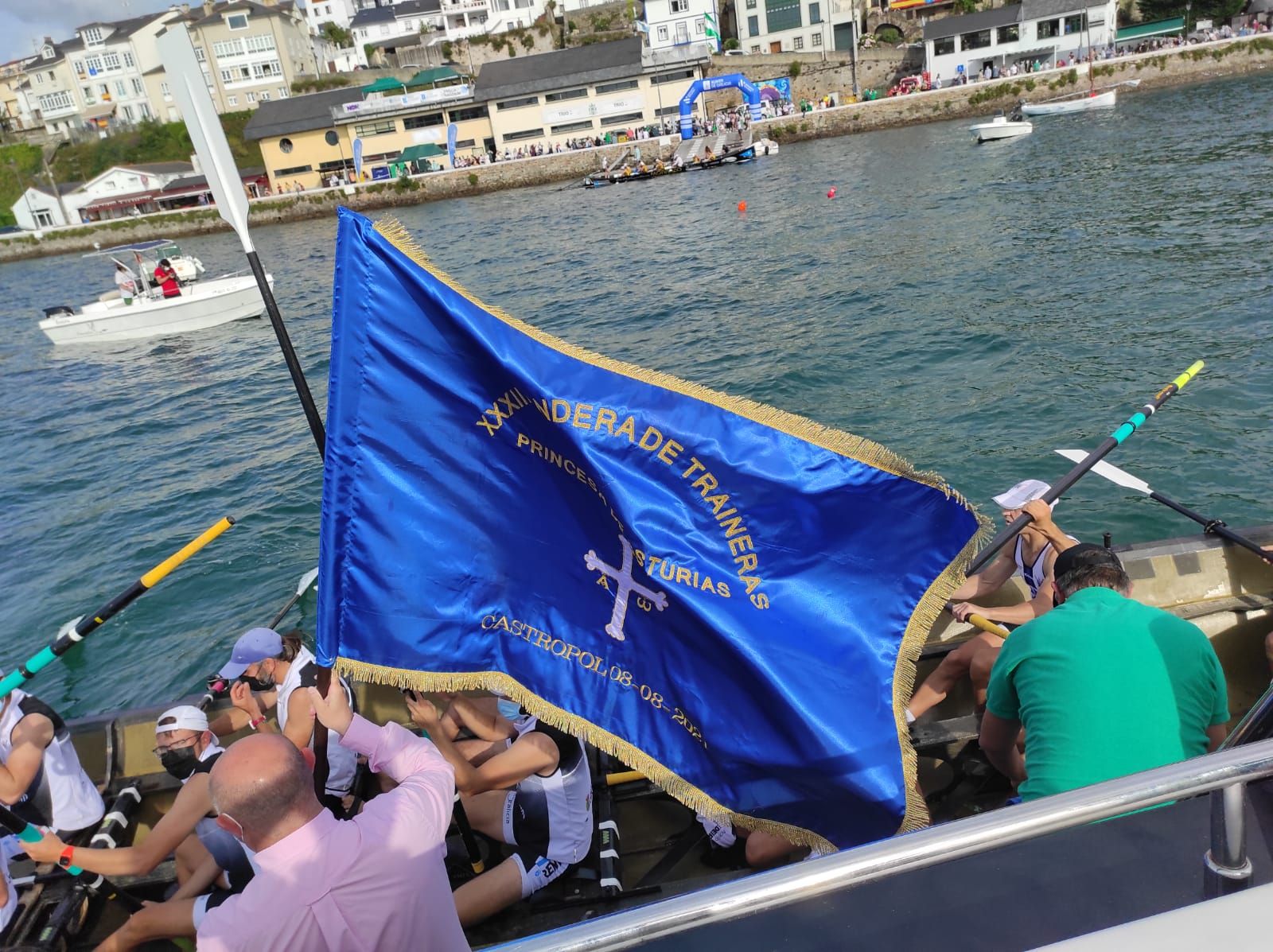 Castropol acoge la XXXIII Bandera Princesa de Asturias de Traineras