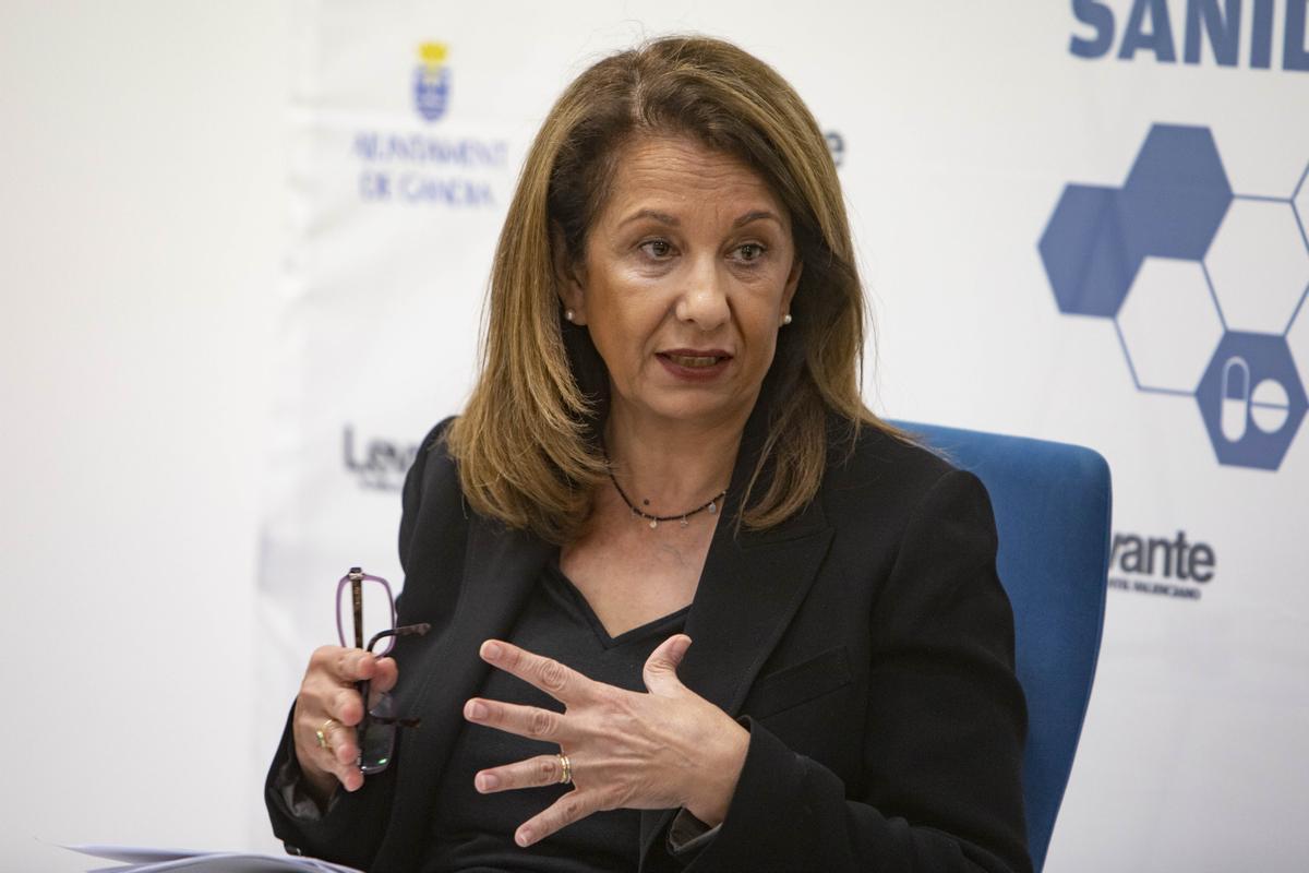 Rosa Andrés, directora del hospital de Gandia.