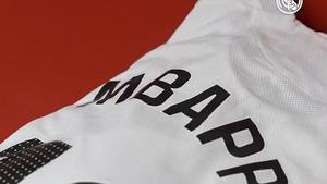 El vestuario del Real Madrid ya preparado para el duelo en Mallorca