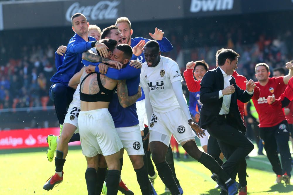 Valencia - Huesca, la celebración del gol de Picci