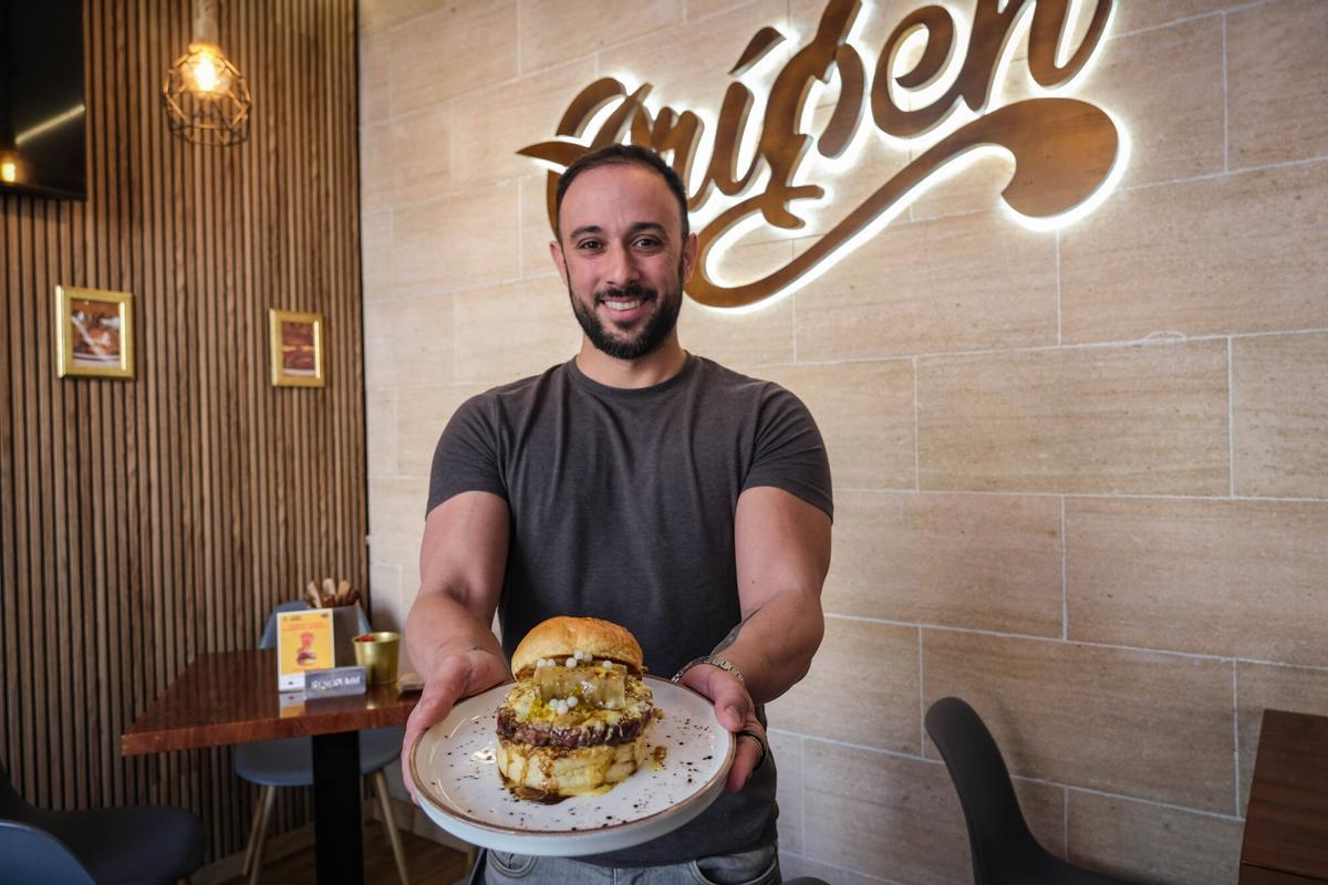 BADAJOZ. ORIGEN, HAMBURGUESERIA GOURMET, HAMBURGUESA